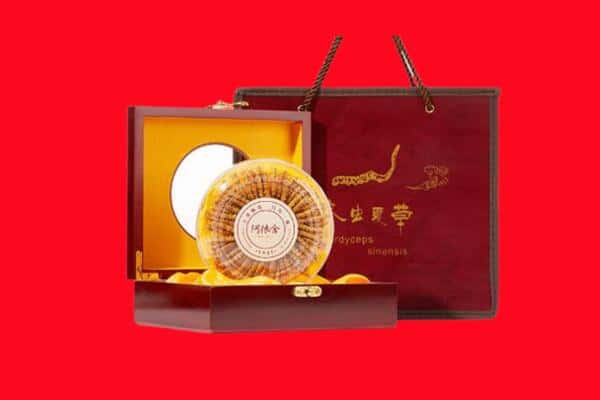 收购资讯:突泉县回收冬虫夏草是按克吗